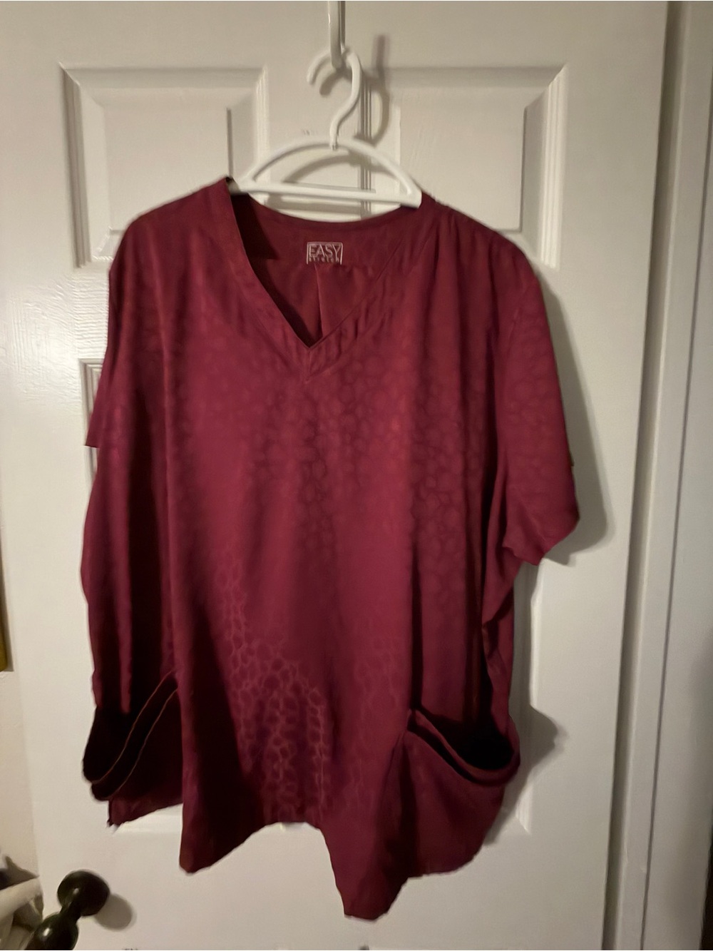 Easy Street Burgundy jacquard patterned scrub top/pants.